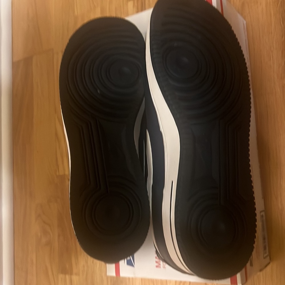 Airforce 1 - Picture 6 of 6